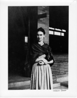 http://www.bernalespacio.com/files/gimgs/th-66_1932 Frida Under the Negroes Sign Mediano copia.jpg
